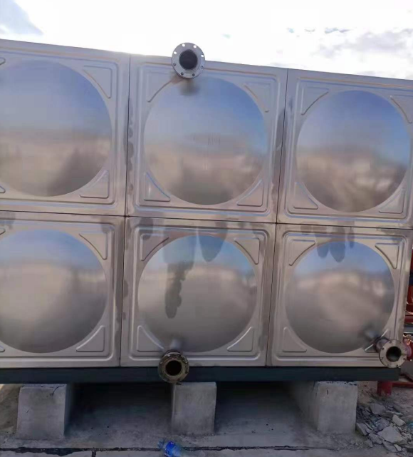 宜昌组合式不锈钢水箱，玻璃钢水箱的替代品，不锈钢冲压板组合水箱
